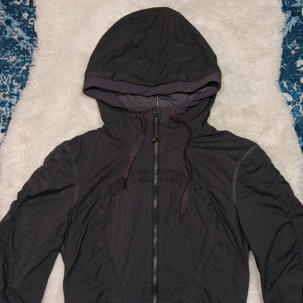 Lululemon Reversible Dance Studio Jacket - image 4